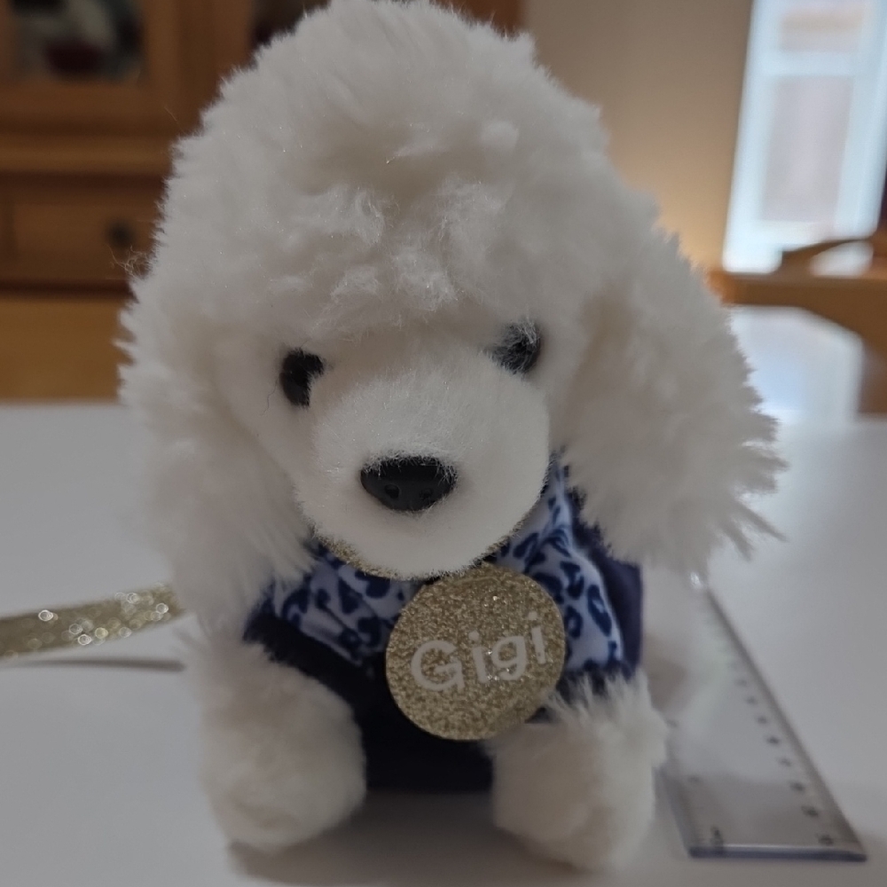 Justice Pet Shop Gigi White Poodle With Leash And Three Outfits